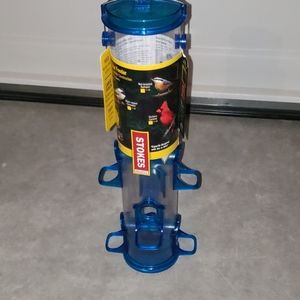 LOT OF 2 BIRD FEEDERS, BRAND NEW.